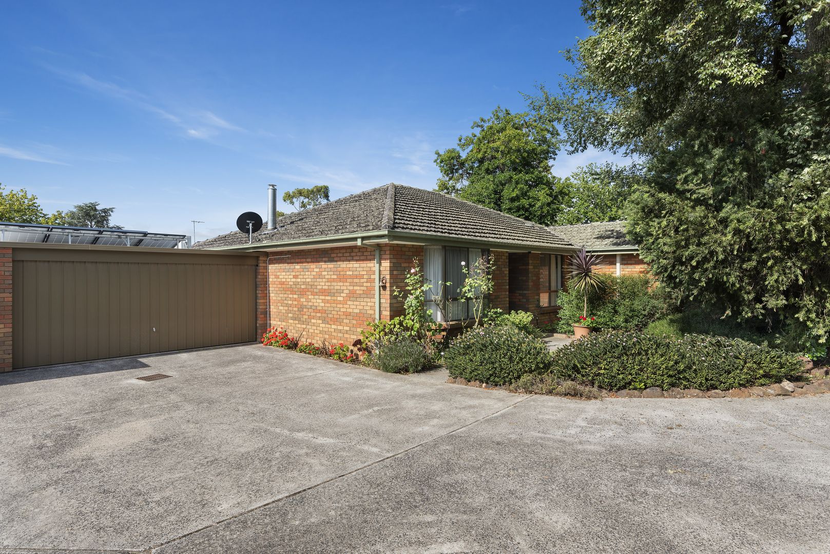 Sold 2/46 Boyd Street, Blackburn South VIC 3130 on 13 Mar 2021