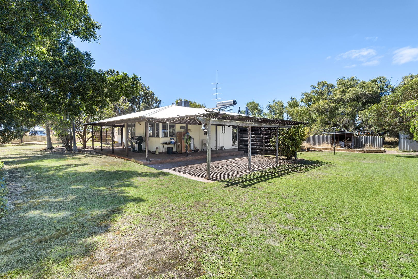 2811 Yerina Springs Road, West Binnu WA 6532, Image 2