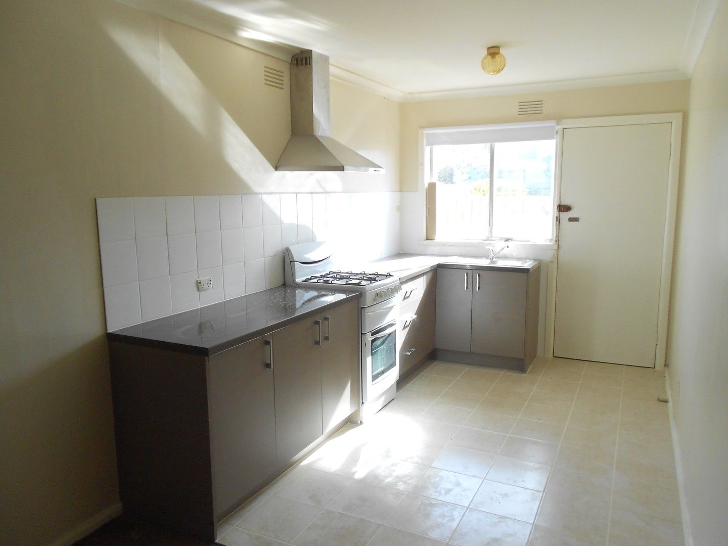 2 bedrooms Apartment / Unit / Flat in 5/19 Riches Street DALLAS VIC, 3047