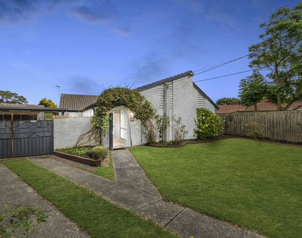 8 Morgan Court, Clarinda VIC 3169