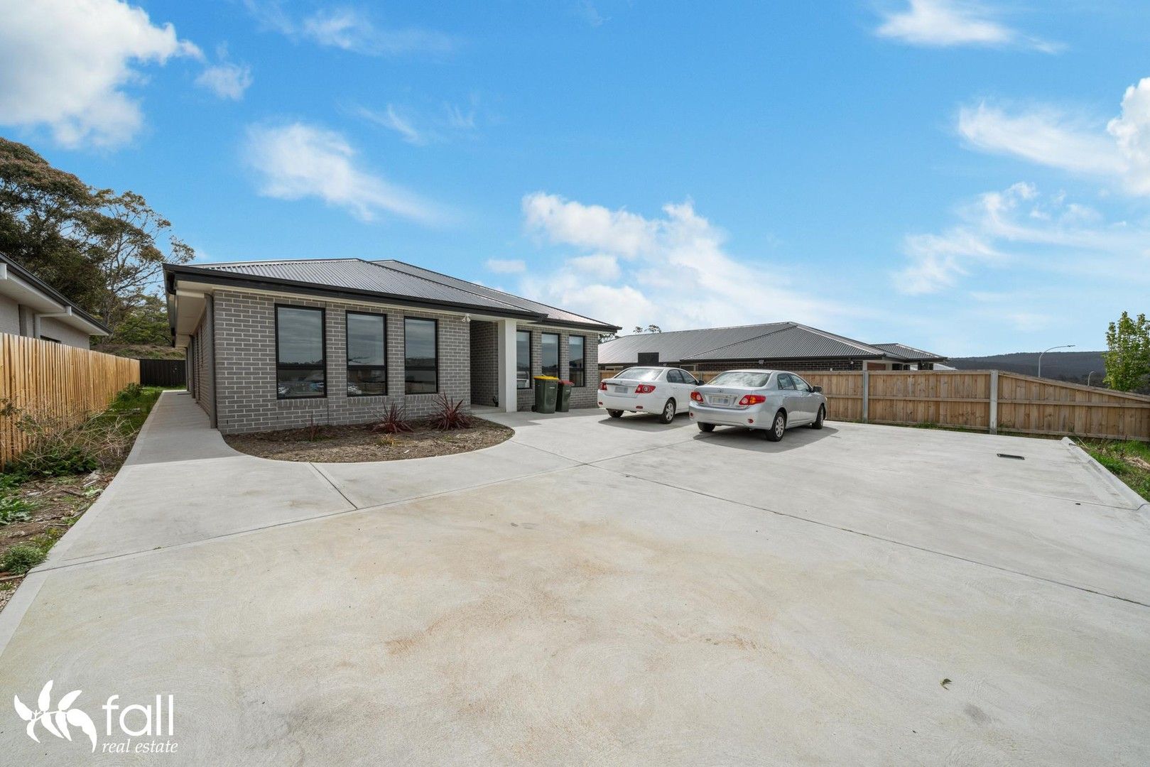 3 bedrooms House in 1/106 Hollyhock Drive KINGSTON TAS, 7050