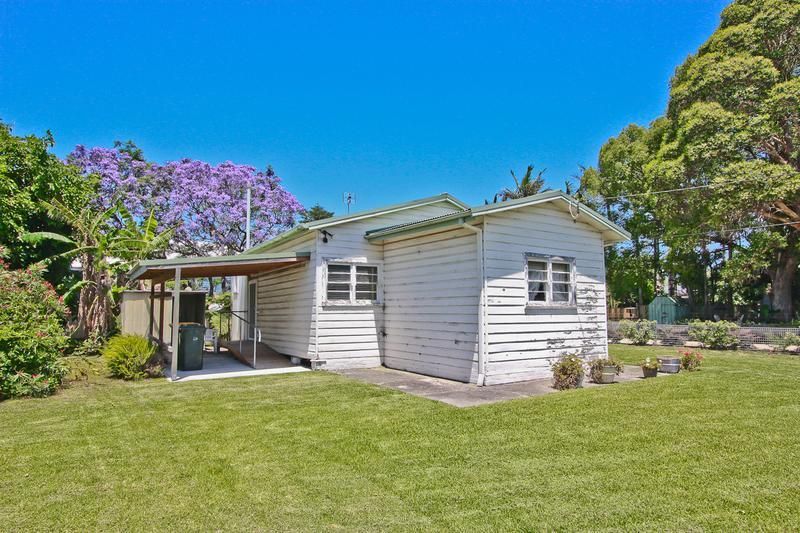 22 Nanda Street, MARMONG POINT NSW 2284, Image 2