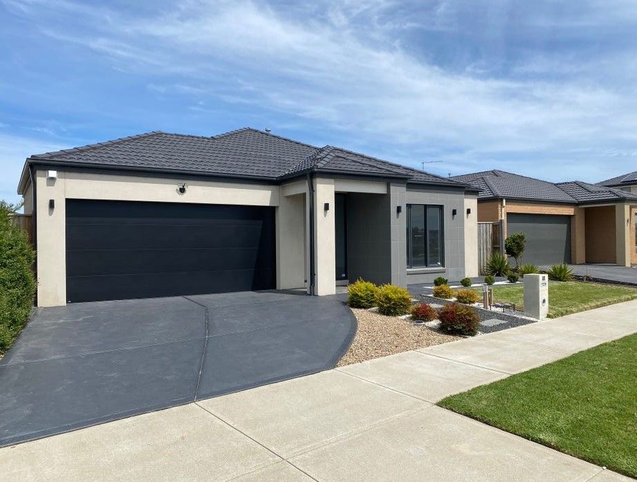 4 bedrooms House in 43 Flanagan Avenue OFFICER VIC, 3809