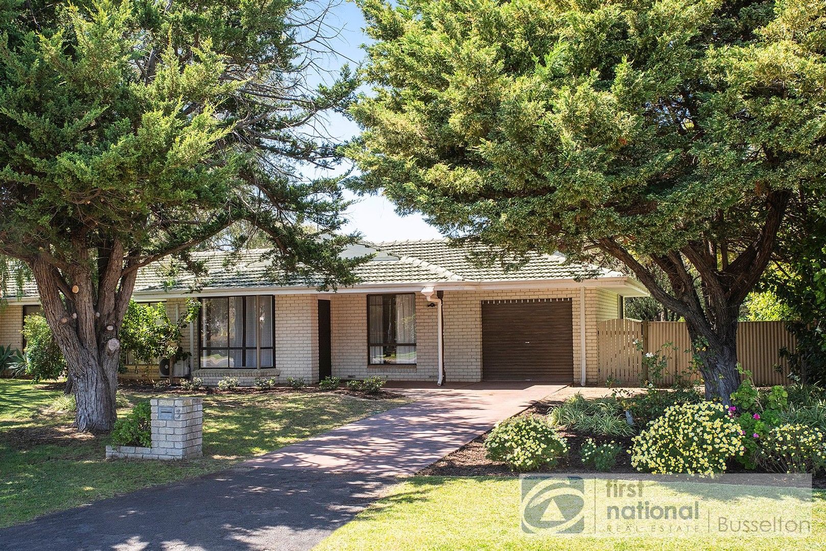 2/3 Breeden Street, West Busselton WA 6280, Image 0