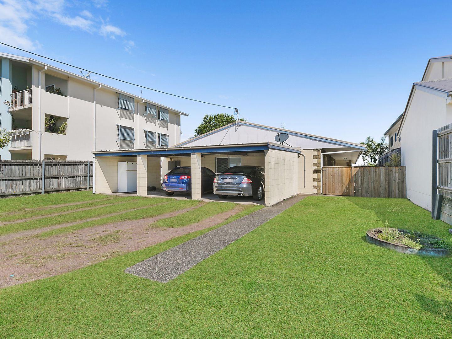 17 Hinkler Parade, Maroochydore QLD 4558, Image 2