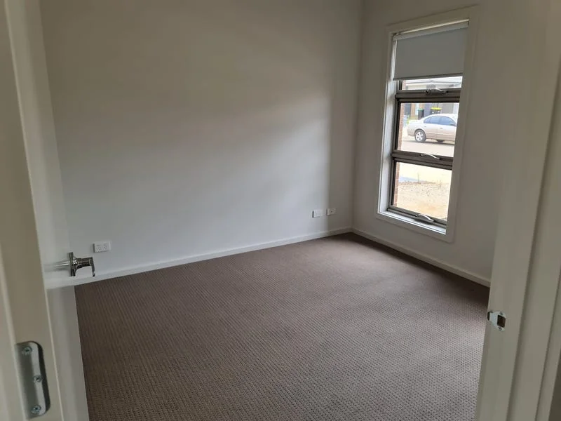 Additional image 4 of 19 Dhalla Street, Thornhill Park VIC 3335