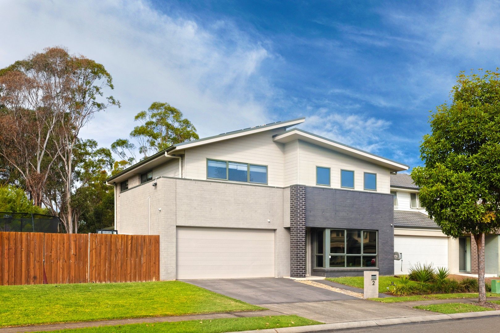 4 bedrooms House in 2 Shellbourne Place CRANEBROOK NSW, 2749