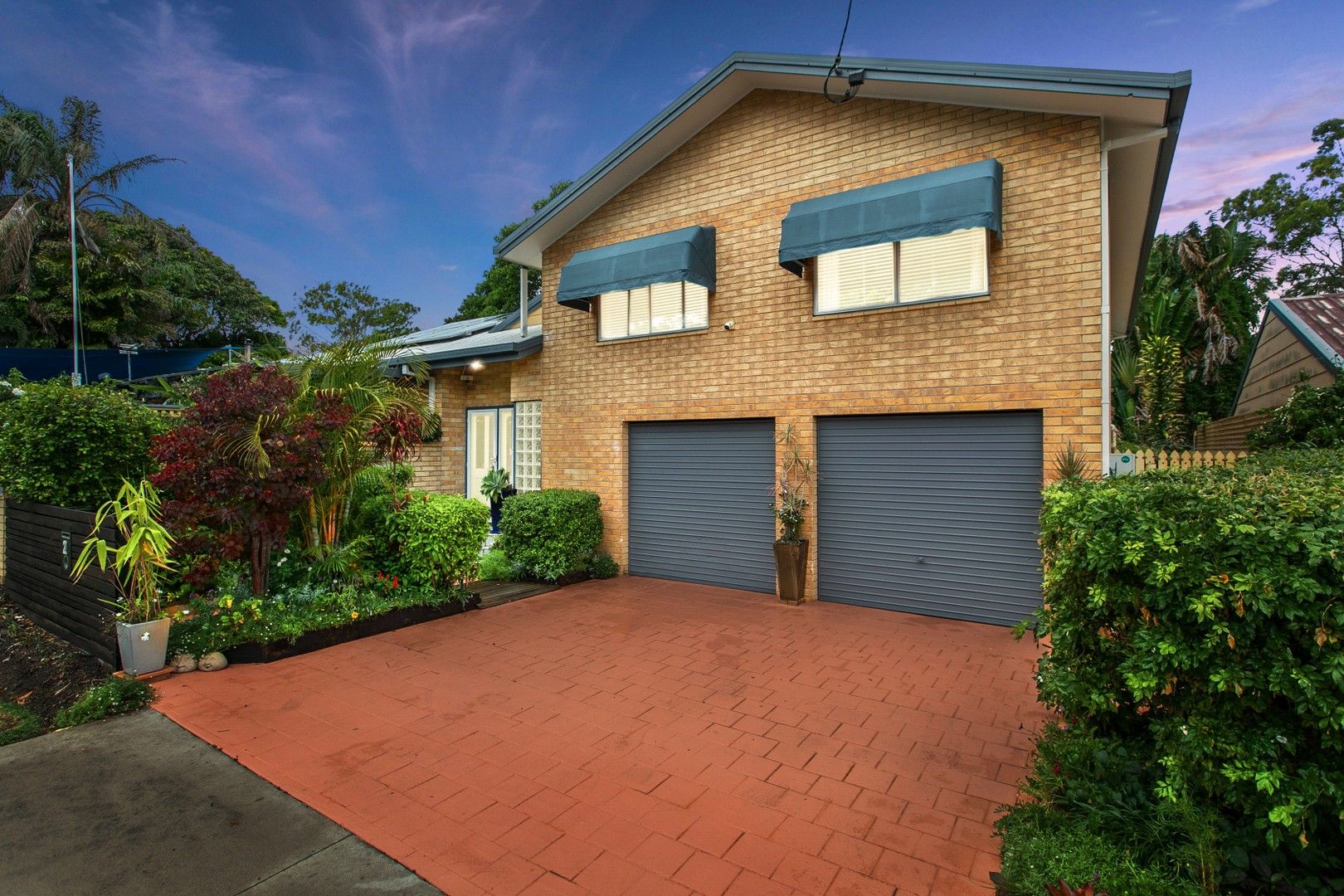 4 bedrooms House in 2 William Street URANGAN QLD, 4655