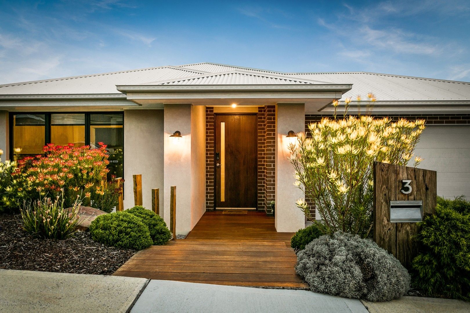 4 bedrooms House in 3 Craft Street OFFICER VIC, 3809