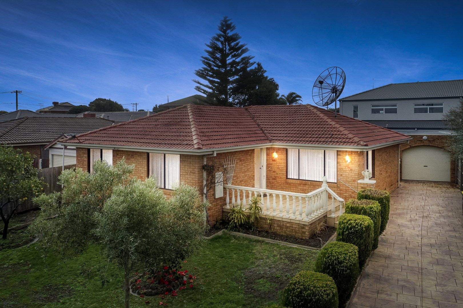 17 Sundowner Avenue, Clarinda VIC 3169, Image 0