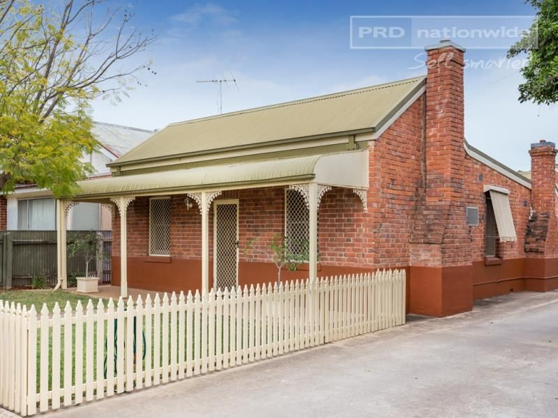 1/18 Darlow Street, Wagga Wagga Property History & Address Research