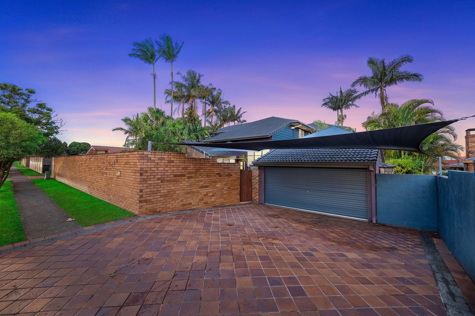 Macgregor QLD 4109 8 beds house for Sale, Sensational Potential! Big