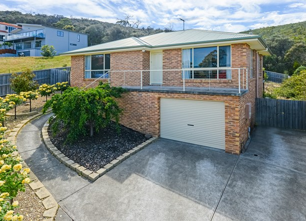 13 Fairisle Terrace, Howrah TAS 7018