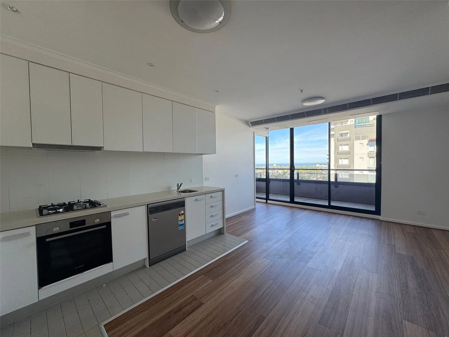 1904/63 Whiteman Street, Southbank VIC 3006