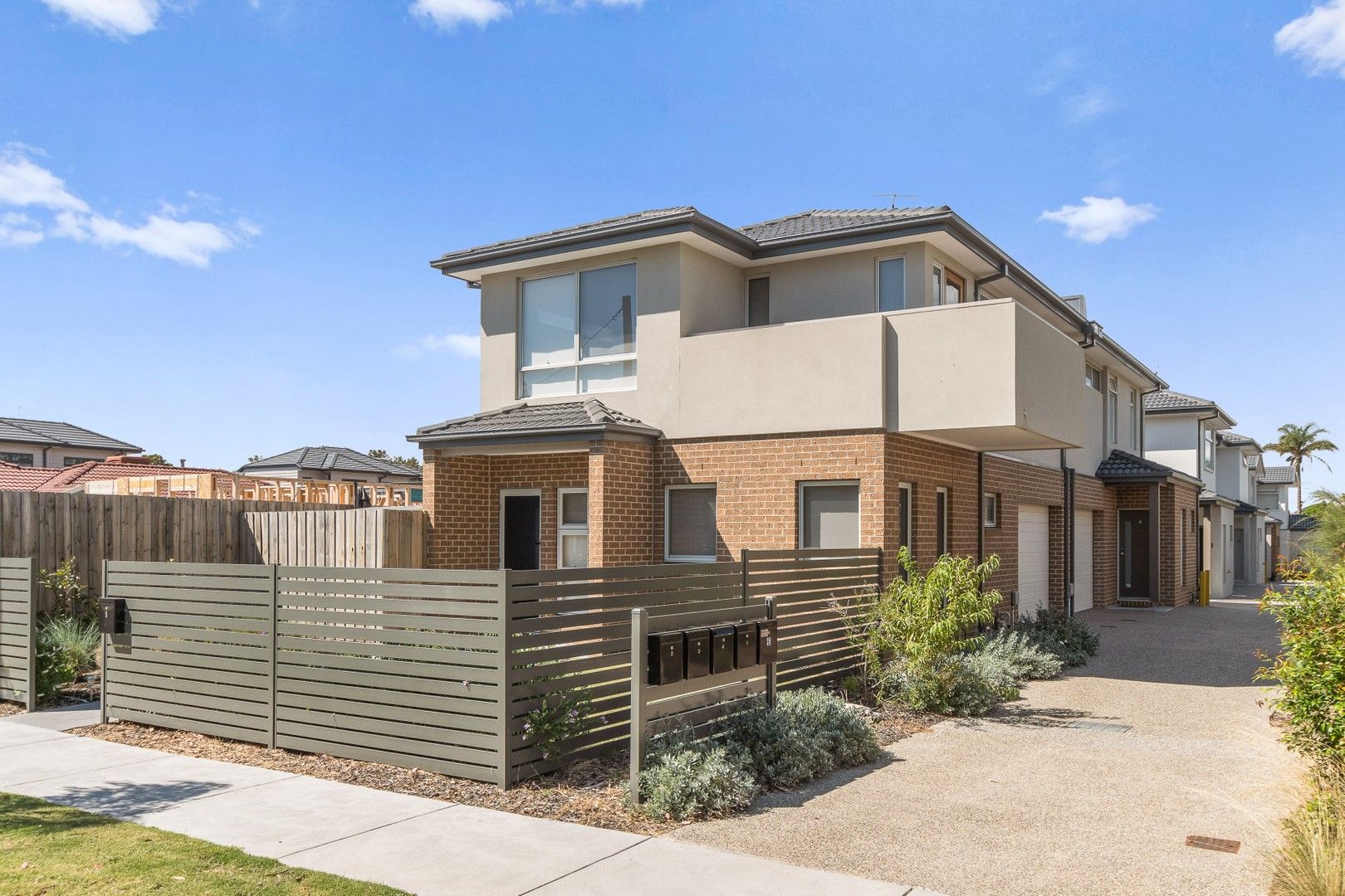 2 bedrooms Apartment / Unit / Flat in 1/15 Smith Street CARRUM VIC, 3197