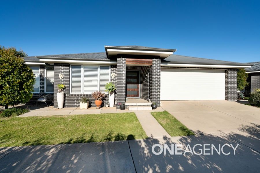 2/15 MURNDAL PLACE, Bourkelands NSW 2650, Image 0