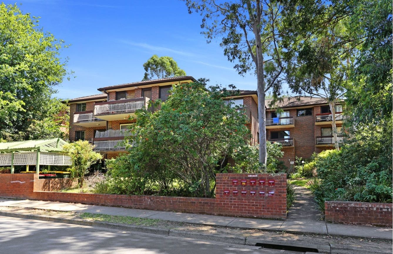 2 bedrooms Apartment / Unit / Flat in 6/33 Park Ave WESTMEAD NSW, 2145