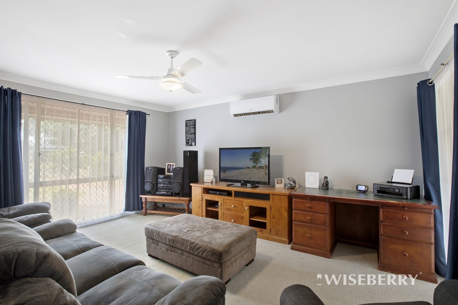 13 Monterey Avenue, Mannering Park NSW 2259, Image 2