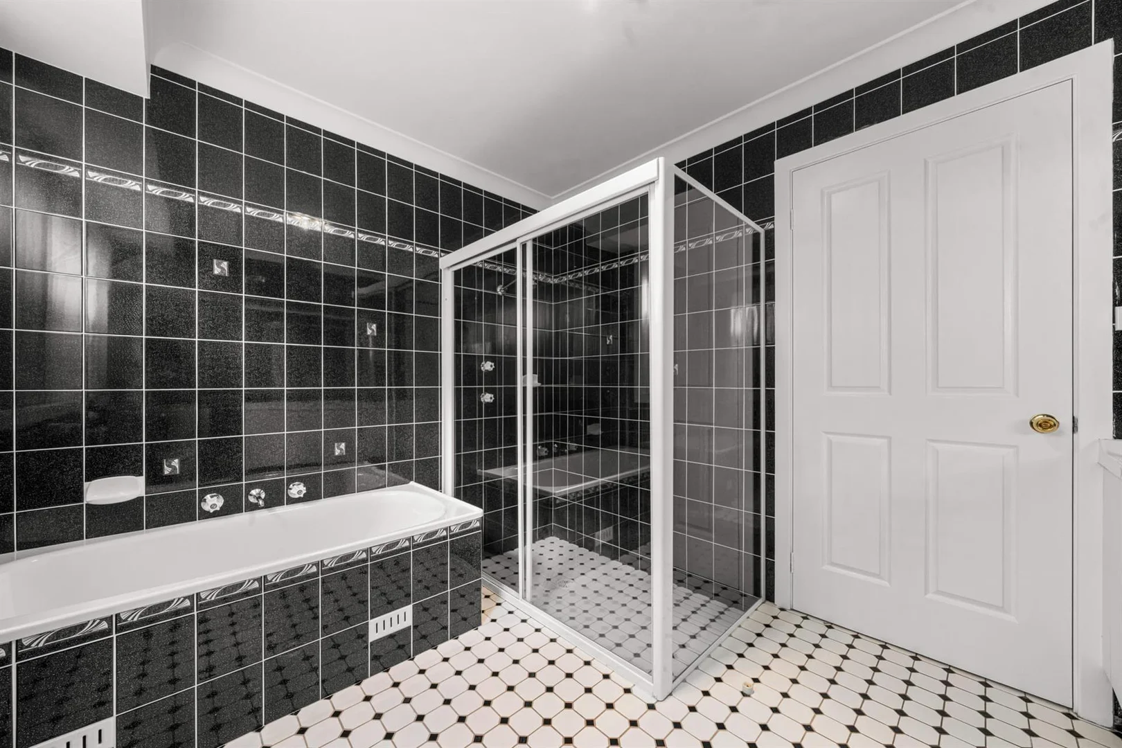 Additional image 16 of 16 Hall Road, Hornsby NSW 2077