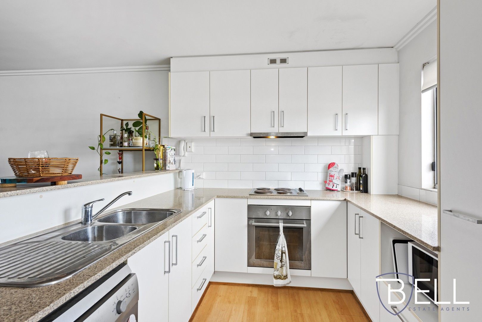 2 bedrooms Apartment / Unit / Flat in 18/5 Ashgrove Avenue ASHGROVE QLD, 4060