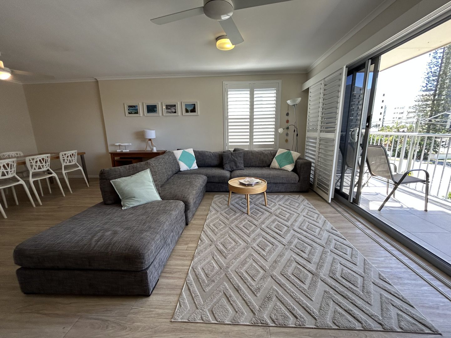 16/111 Old Burleigh Road, Broadbeach QLD 4218, Image 2