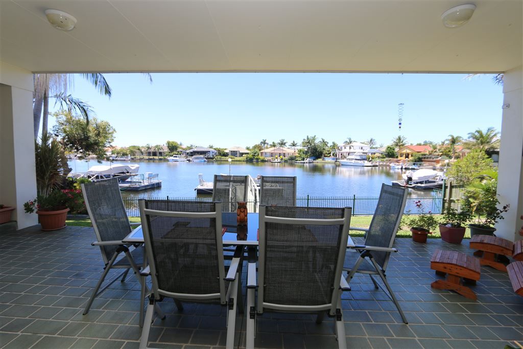 10 Pacific Dr, Banksia Beach QLD 4507, Image 2
