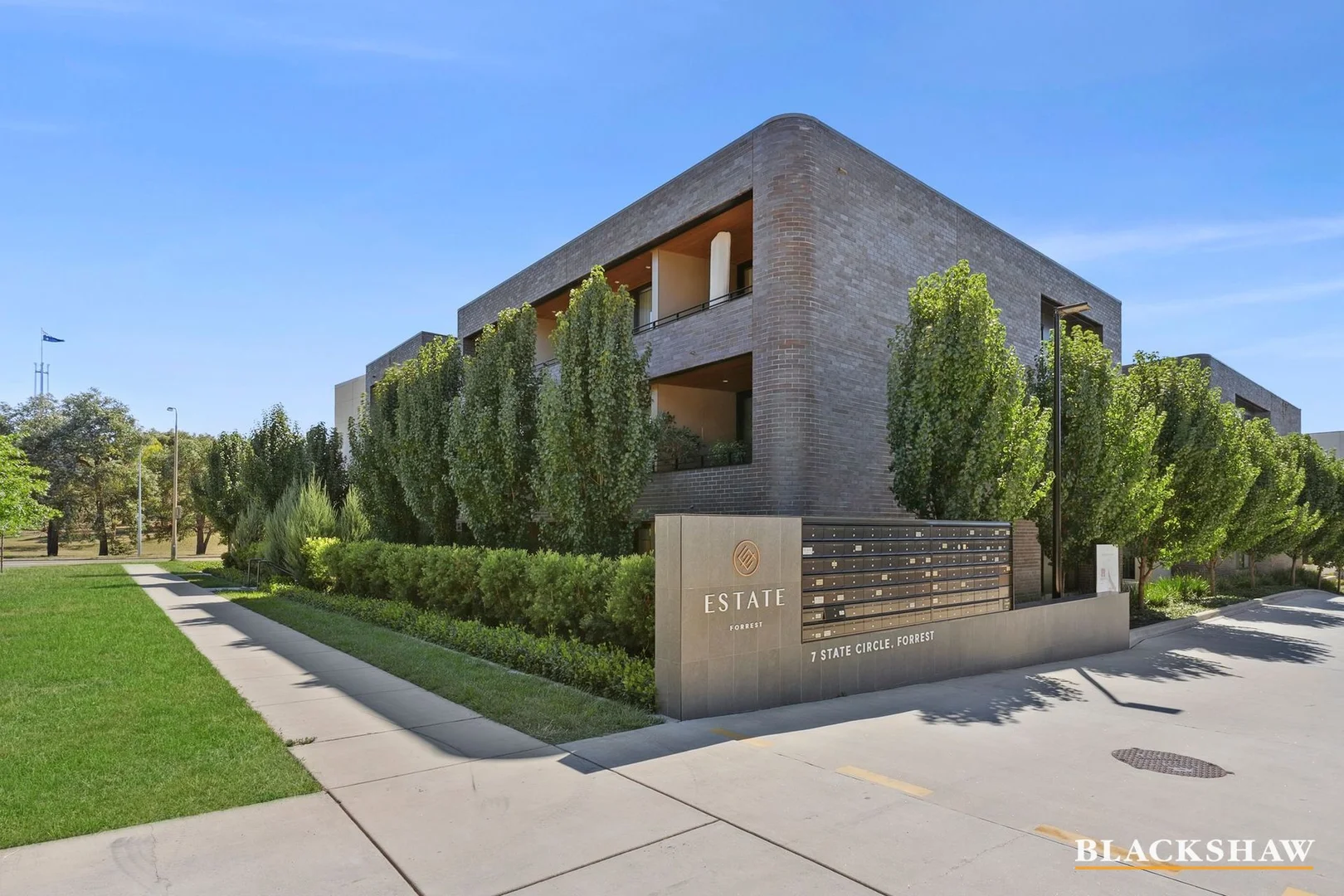 Additional image 12 of 2/7 State Circle, Forrest ACT 2603