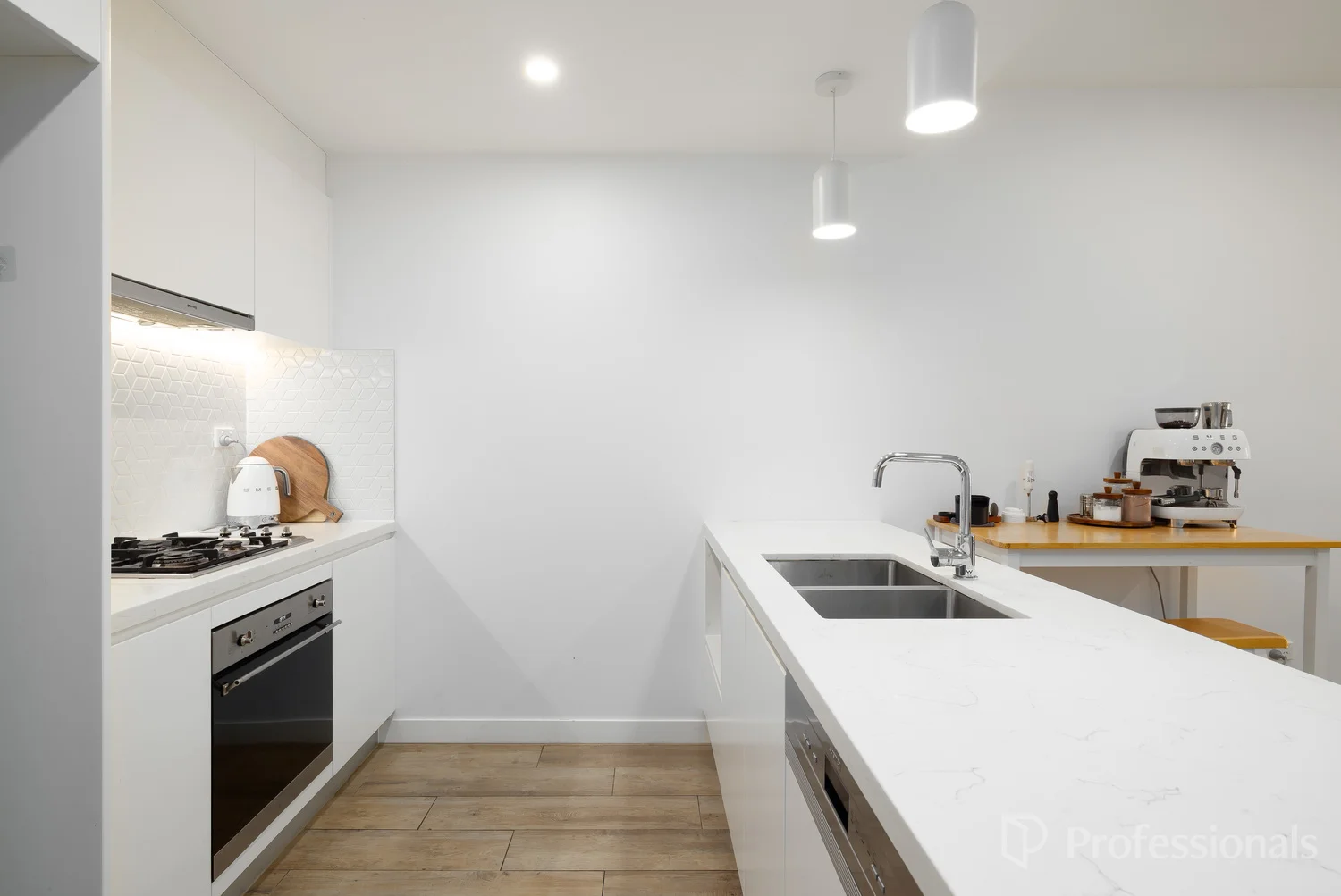 Additional image 2 of 1105/25 Mann Street, Gosford NSW 2250