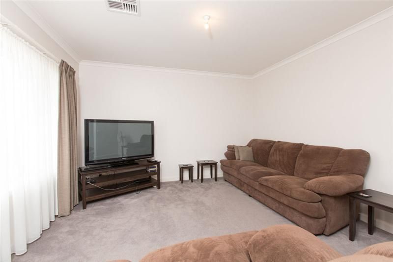 6 Tayla Court, Euston NSW 2737, Image 1