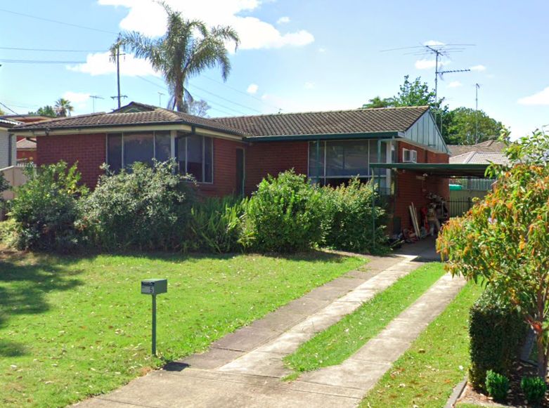 3 bedrooms House in 5 Dornoch Street WINSTON HILLS NSW, 2153