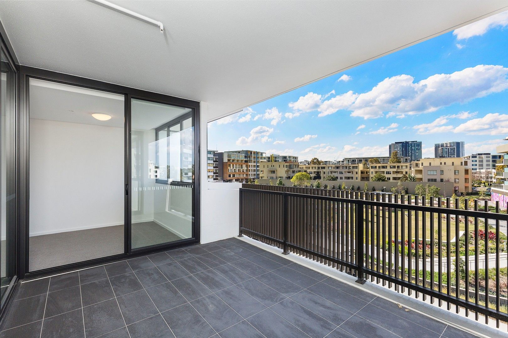 2 bedrooms Apartment / Unit / Flat in H10132/19 Amalfi Drive WENTWORTH POINT NSW, 2127
