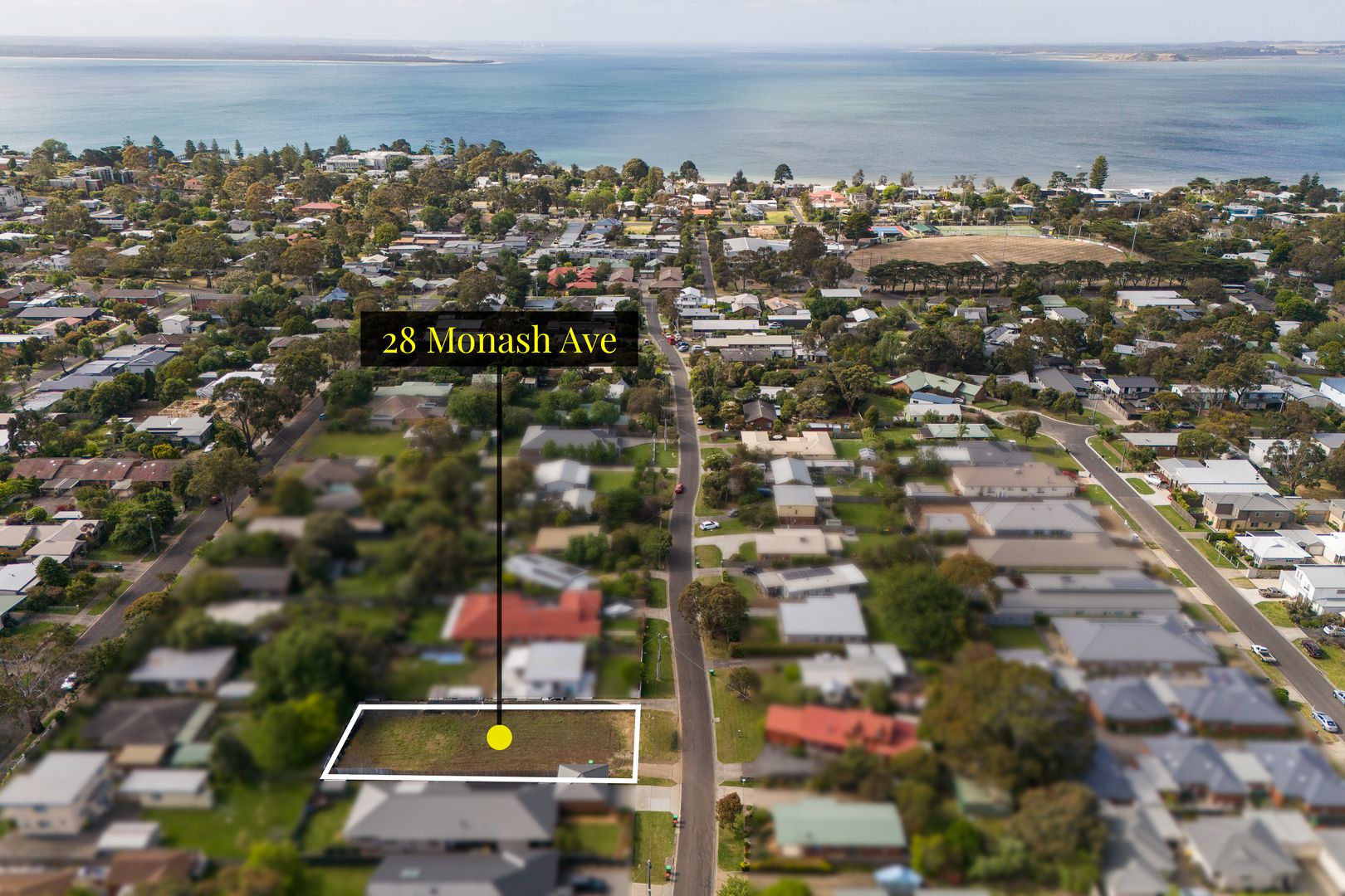 28 Monash Avenue, Cowes VIC 3922, Image 2