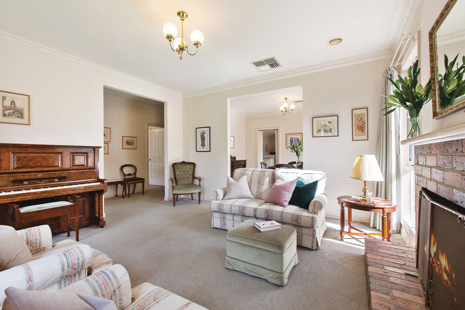 1/11 Rowland Street, Mont Albert VIC 3127, Image 1