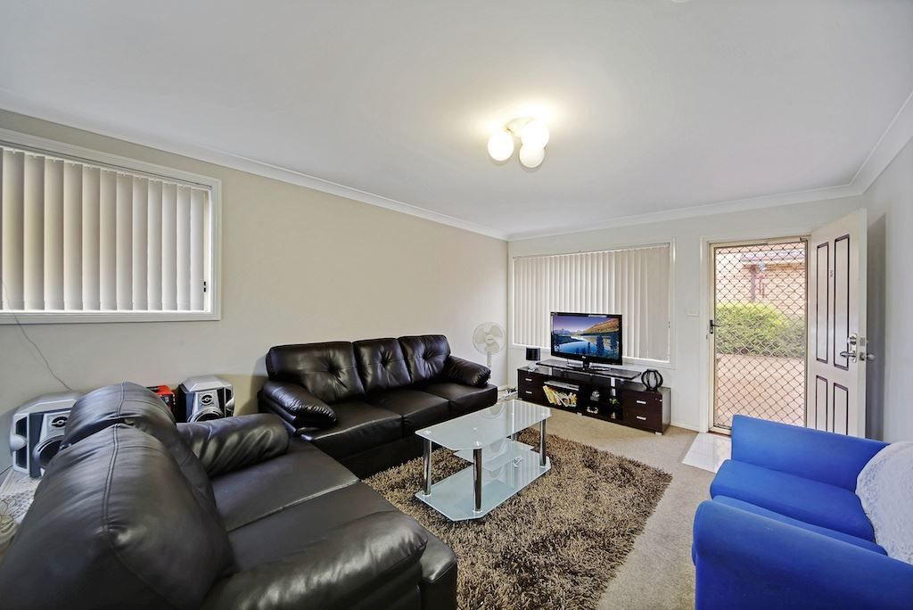 5/33 Woodhouse Drive, Ambarvale NSW 2560, Image 2