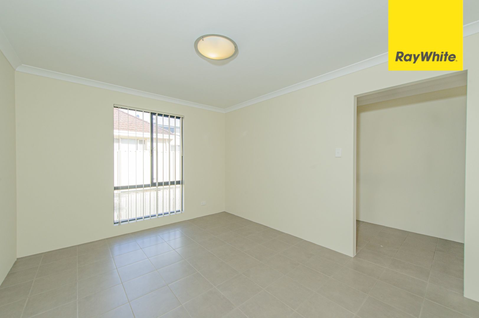 3/25 Wroxton Street, Midland WA 6056, Image 2