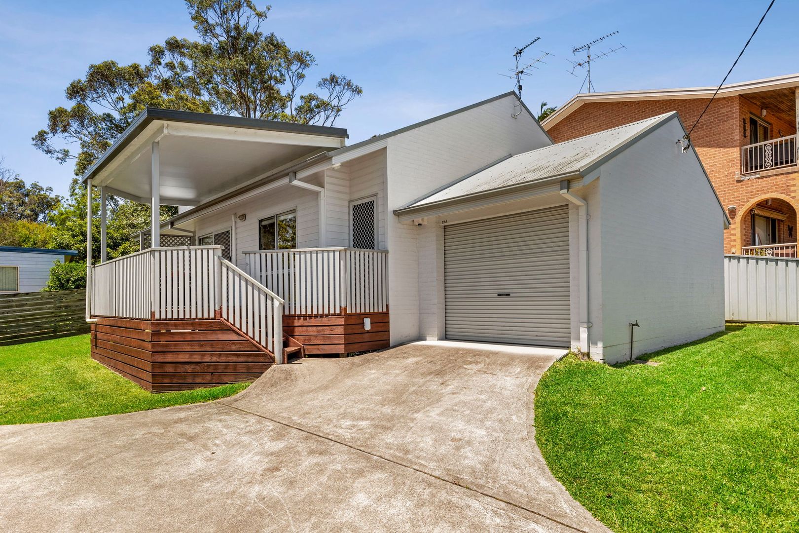 12A Ainslie Parade, Tomakin Property History & Address Research Domain