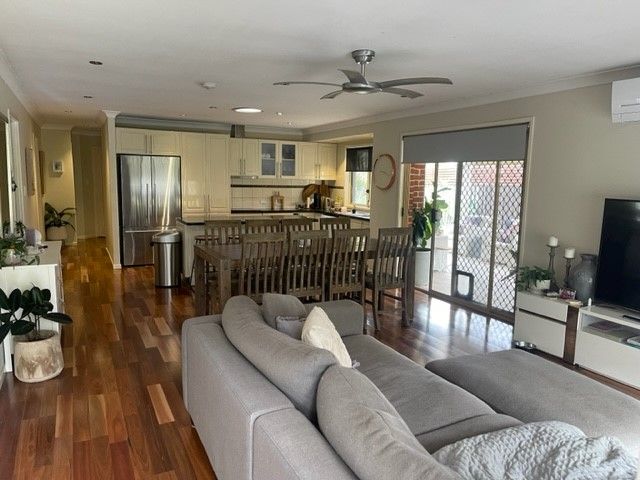 3 bedrooms House in 8 Kyler Court MUDGEERABA QLD, 4213