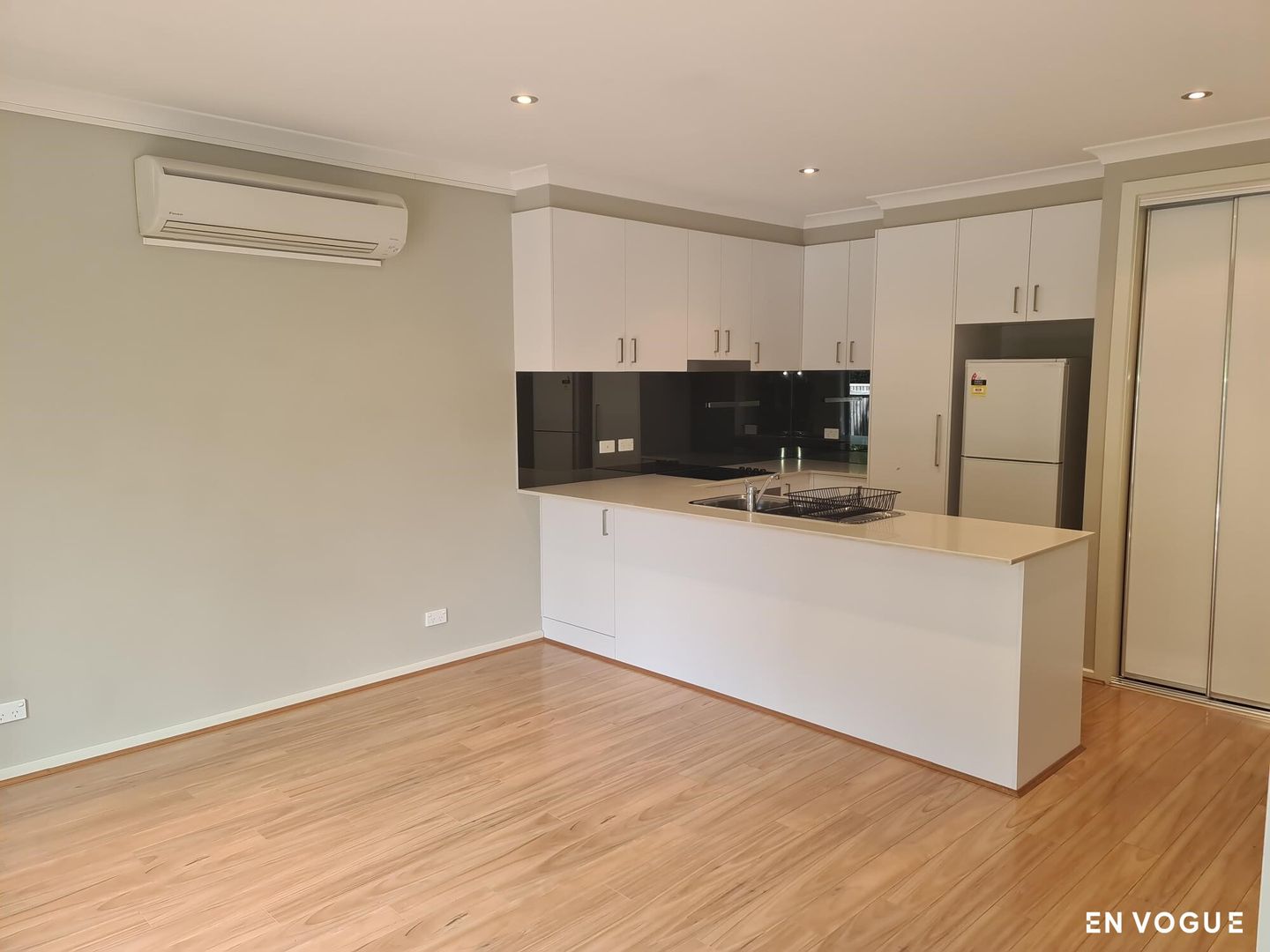 1/17 Majura Avenue, Dickson ACT 2602, Image 1