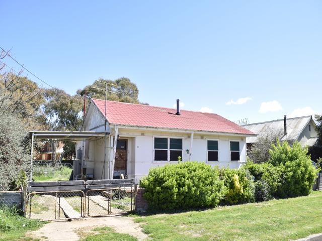 23 EAST STREET, Grenfell NSW 2810, Image 1