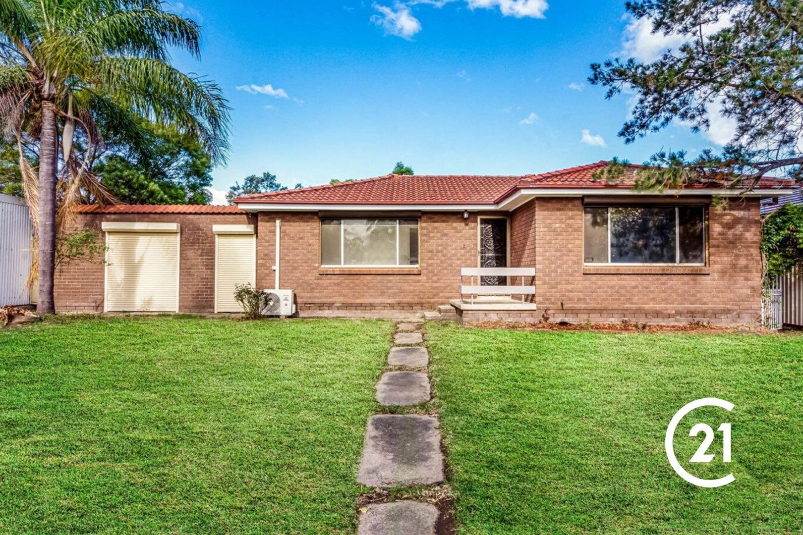 3 bedrooms House in 25 Cowper Circle QUAKERS HILL NSW, 2763