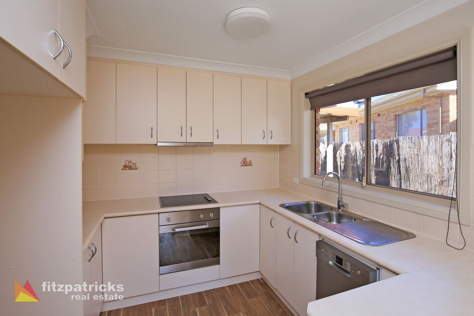 1/22 Lachlan Place, Tatton NSW 2650, Image 2