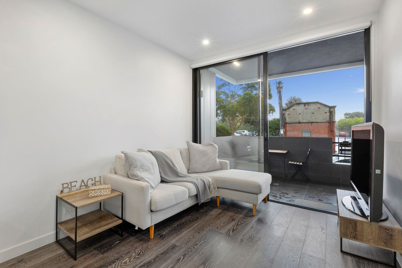 Apartment 3/2 Well St, Brighton VIC 3186, Image 2