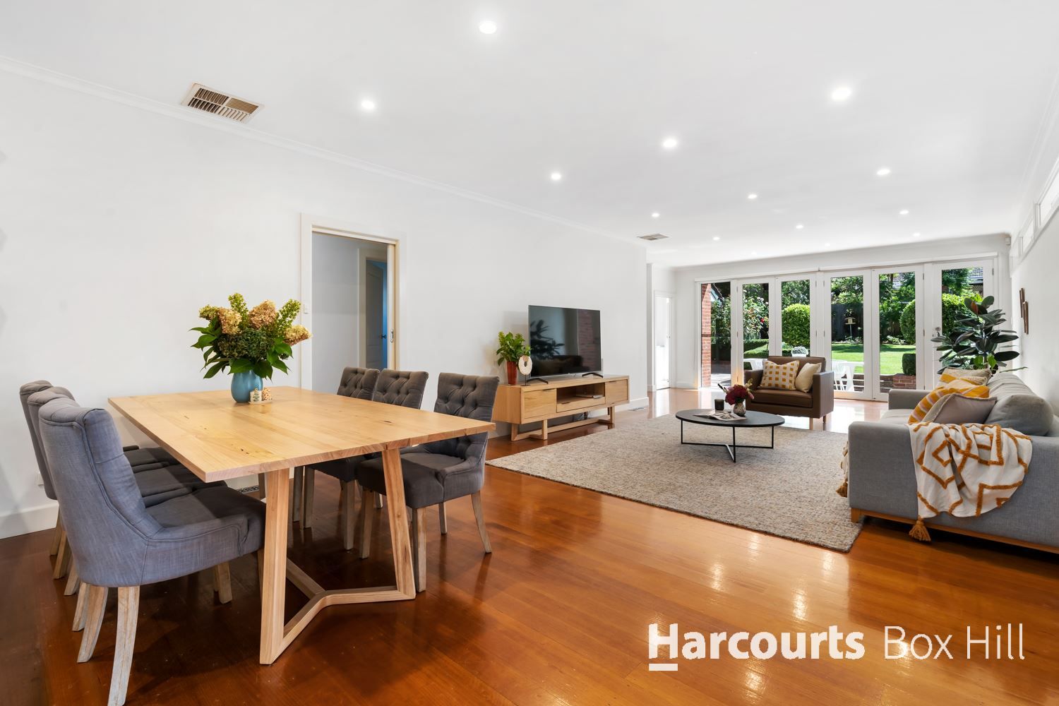 10 Haig Street, Box Hill South VIC 3128, Image 2