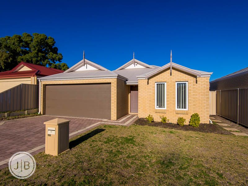 63 Longhurst Way, Queens Park WA 6107 House For Rent 550 Domain