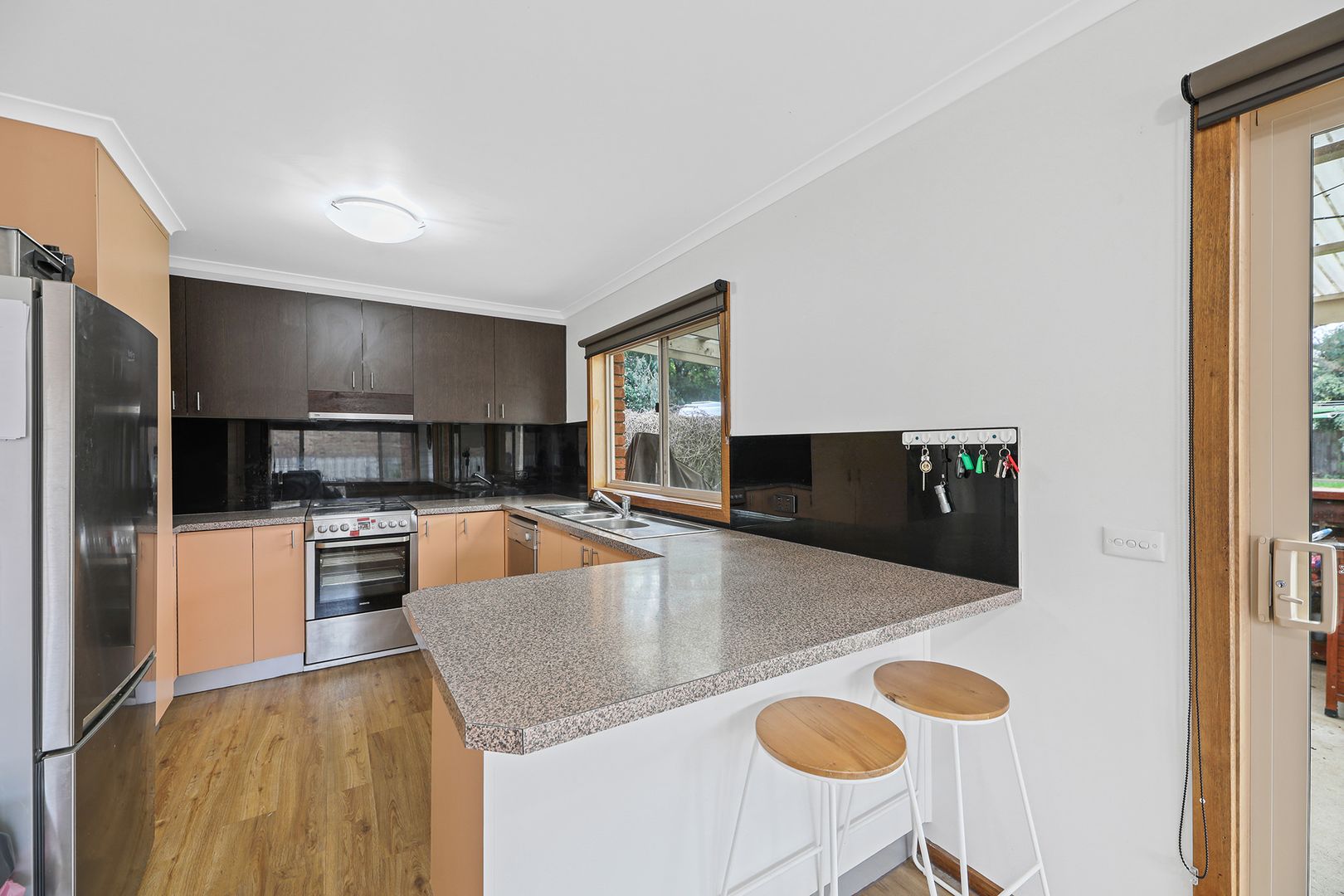 65 Young Street, Darnum VIC 3822, Image 2