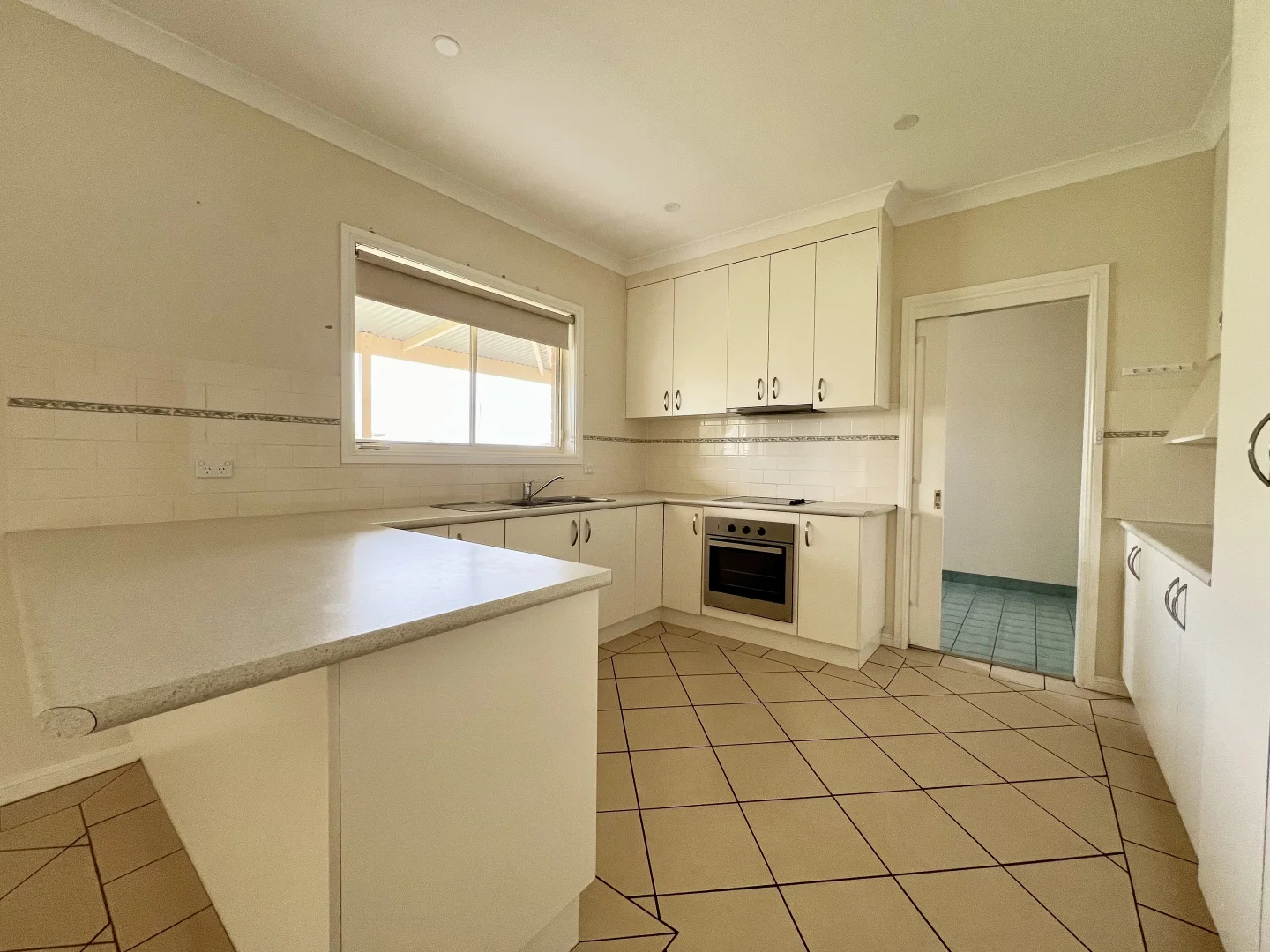 Additional image 3 of 60a Edwards Street, Young NSW 2594