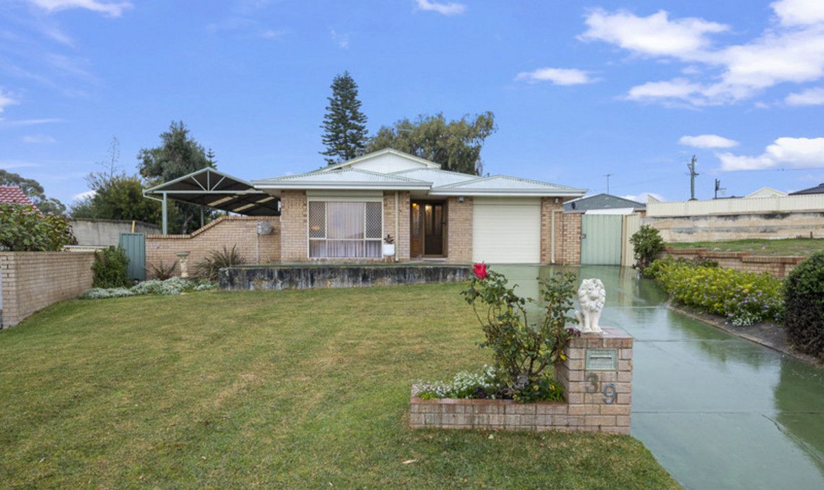 39 Weatherley Drive, Two Rocks WA 6037, Image 1