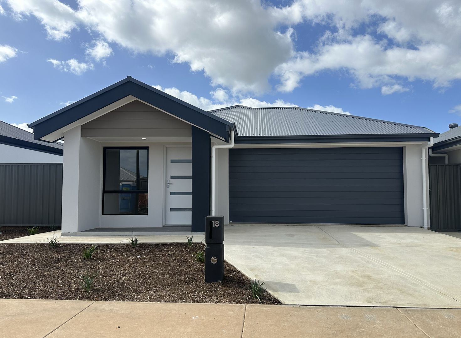4 bedrooms House in 18 Badman Street MUNNO PARA DOWNS SA, 5115