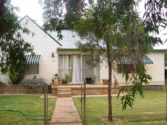32 Townsend Street, Coonamble NSW 2829