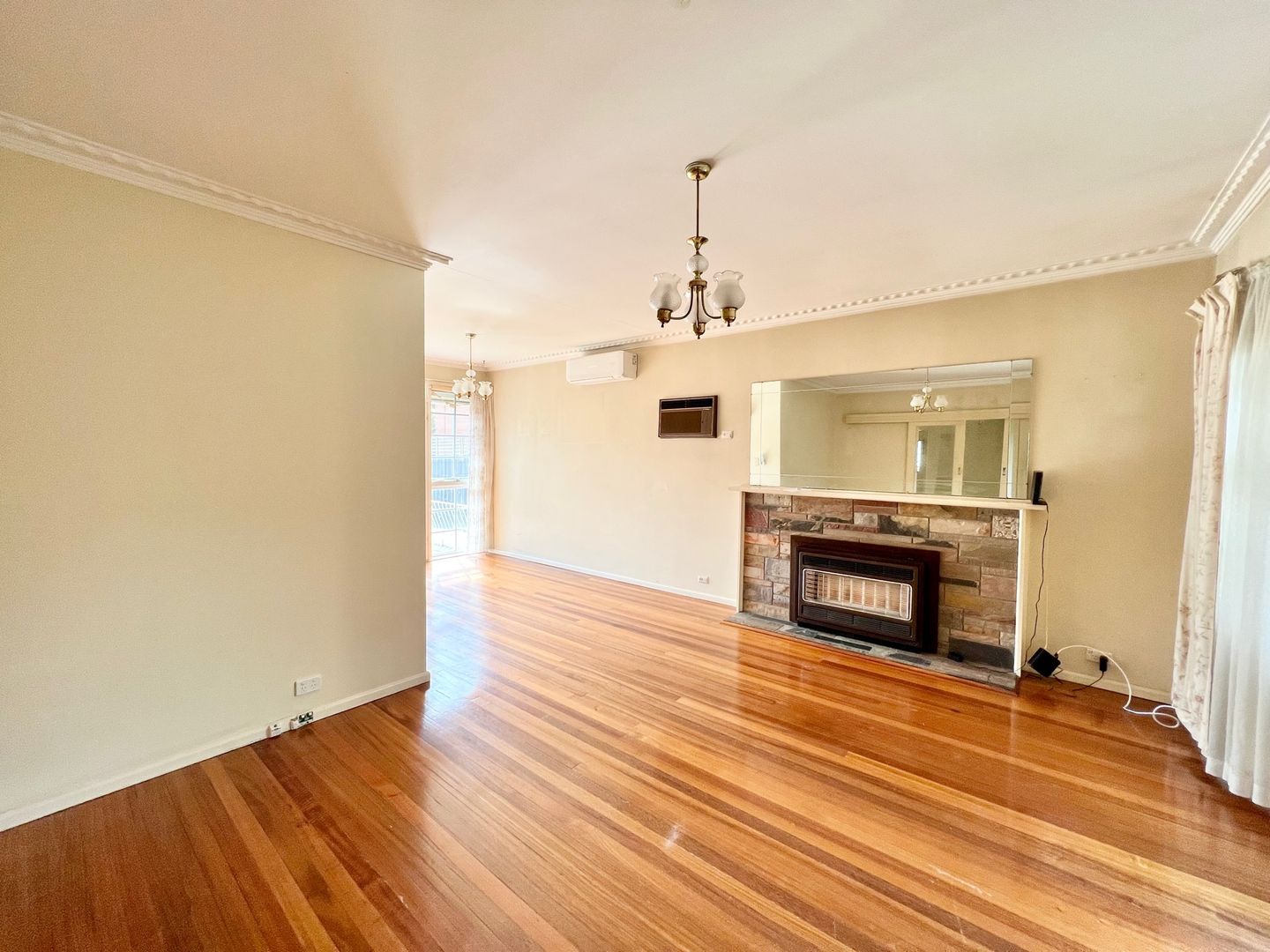 5 Cumberland Ct, Forest Hill VIC 3131 House For Rent Domain